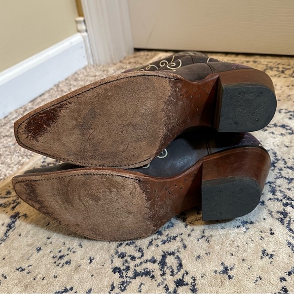 TONY LAMA Embroidered Peacock Feather Brown Leather Stacked Heel 9.5 Wide Calf - Picture 7 of 8